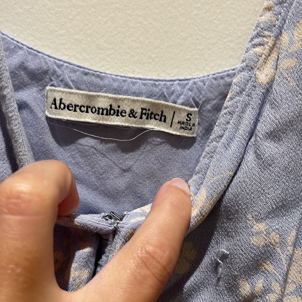 Blue Abercrombie wrap dress - Picture 5 of 6